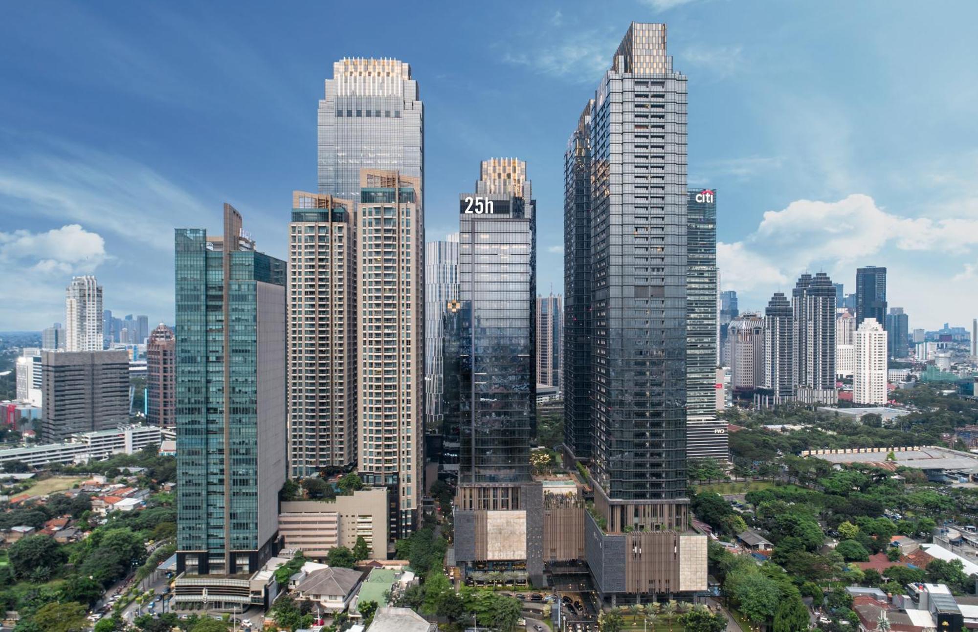 25Hours Hotel Jakarta The Oddbird Екстериор снимка
