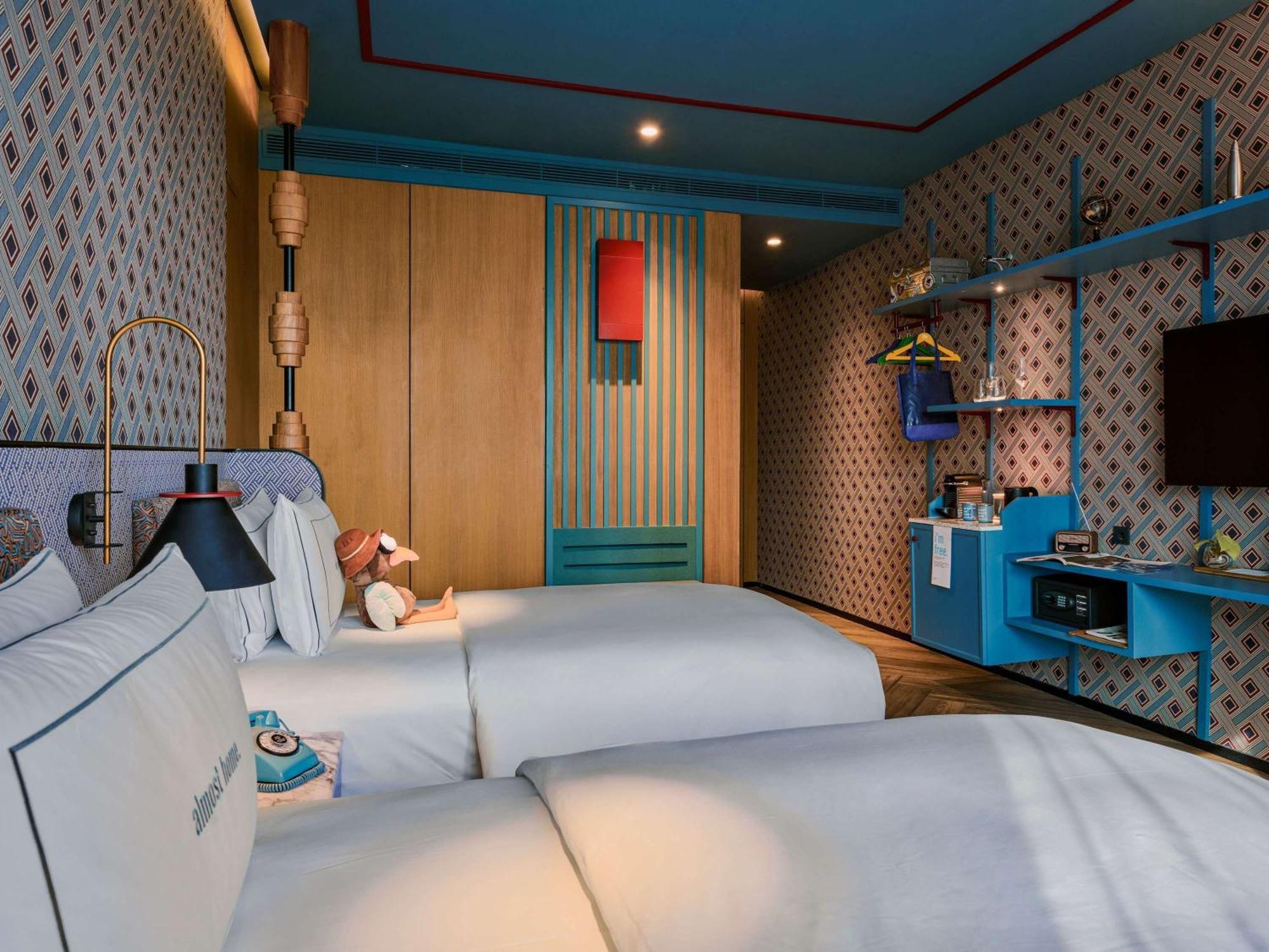 25Hours Hotel Jakarta The Oddbird Екстериор снимка
